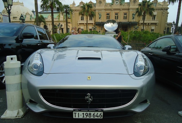 Ferrari California Bi-Colore Special Edition