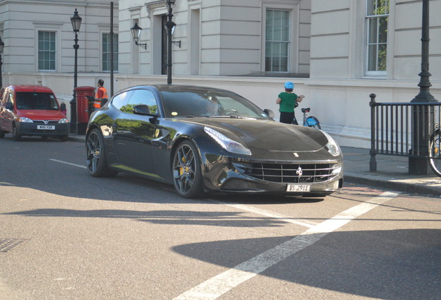 Ferrari FF