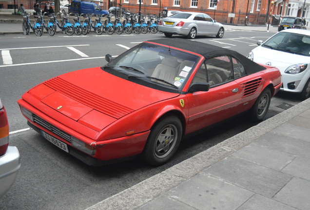 Ferrari Mondial 3.2 Cabriolet