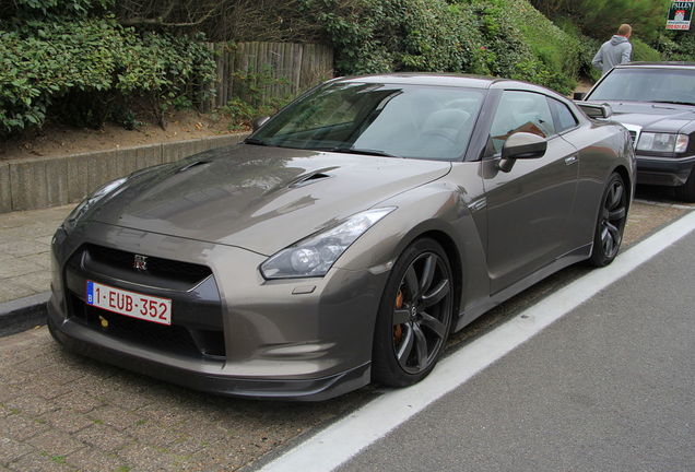 Nissan GT-R