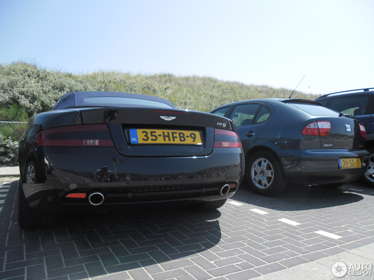 Aston Martin DB9 Volante