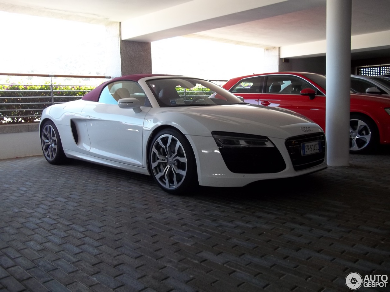 Audi R8 V10 Spyder 2013