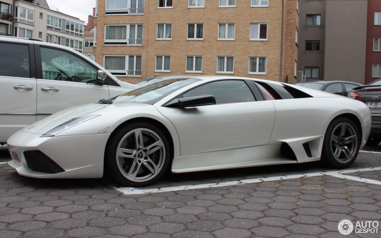 Lamborghini Murciélago LP640