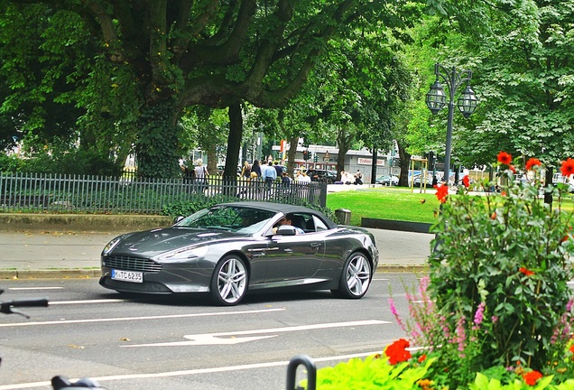 Aston Martin DB9 Volante 2013