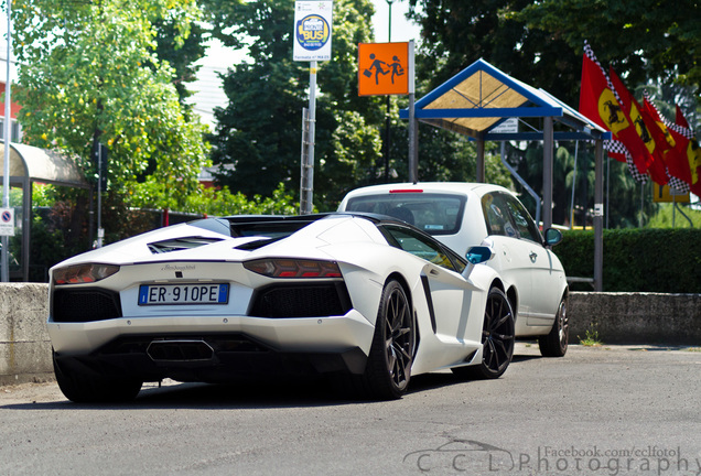 Lamborghini Aventador LP700-4 Roadster