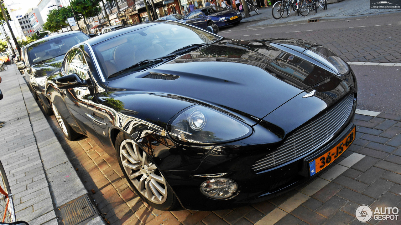 Aston Martin Vanquish