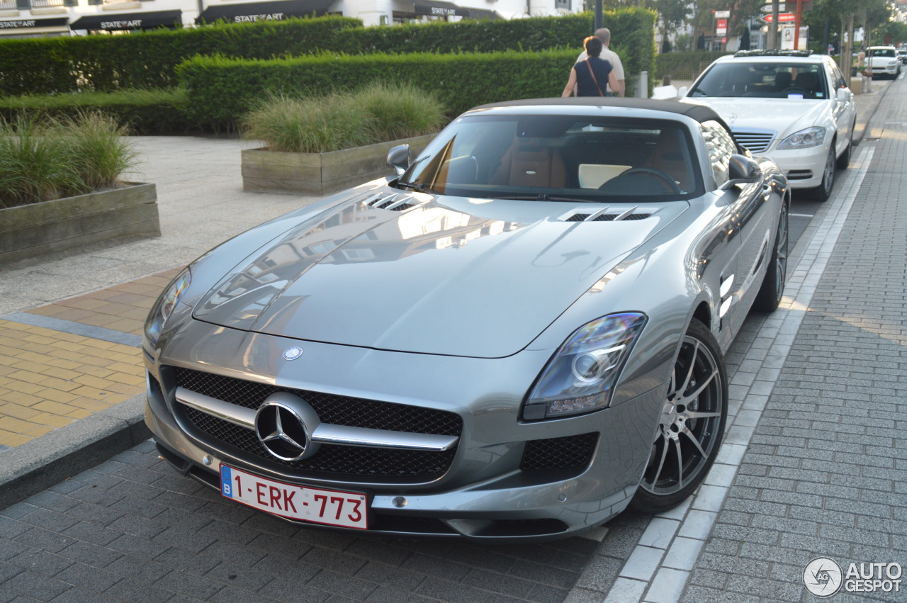 Mercedes-Benz SLS AMG Roadster