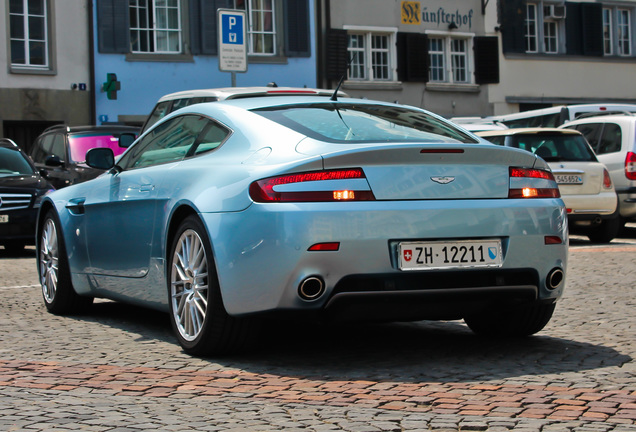 Aston Martin V8 Vantage