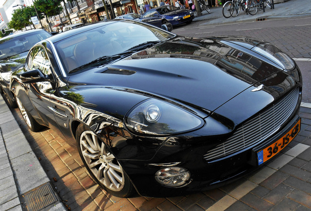 Aston Martin Vanquish