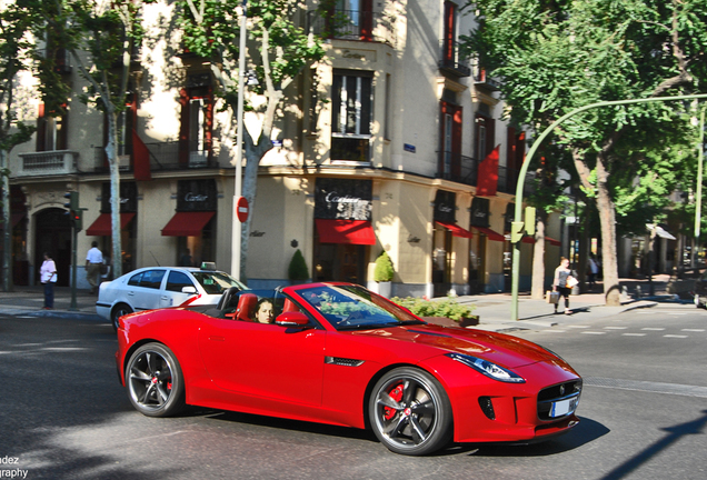 Jaguar F-TYPE S V8 Convertible