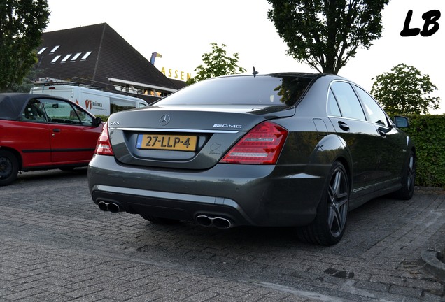 Mercedes-Benz S 65 AMG V221 2010