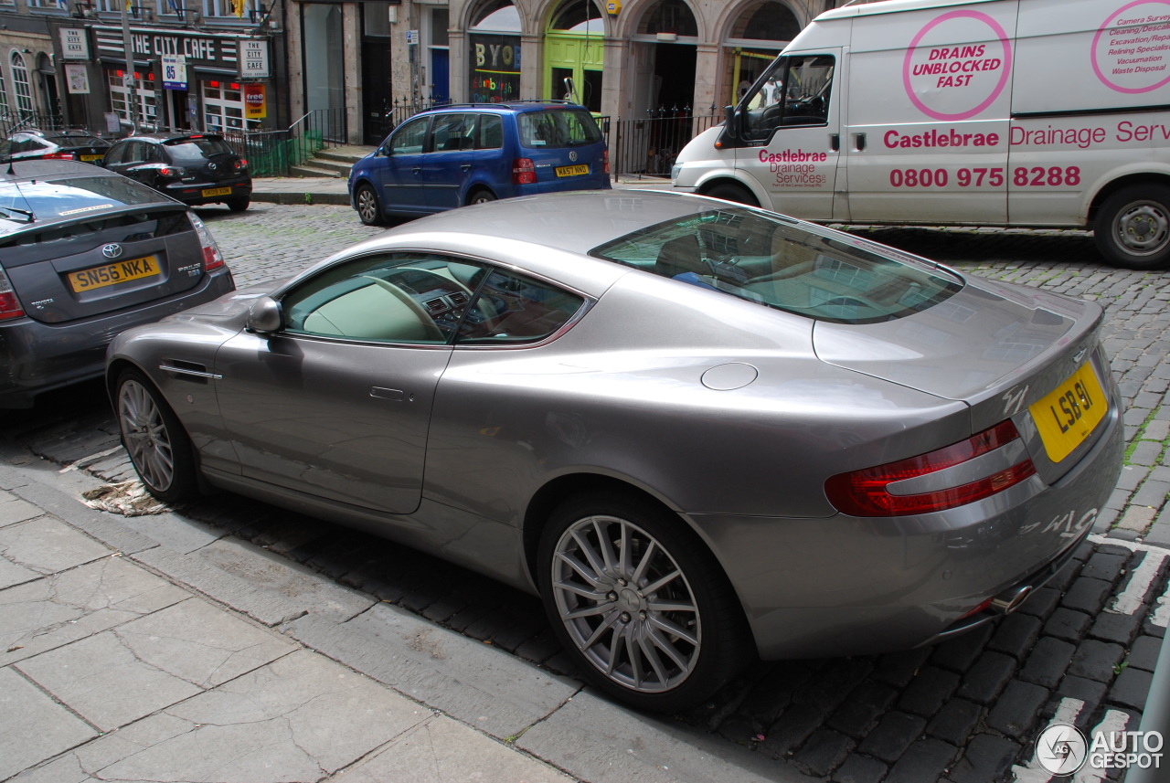 Aston Martin DB9