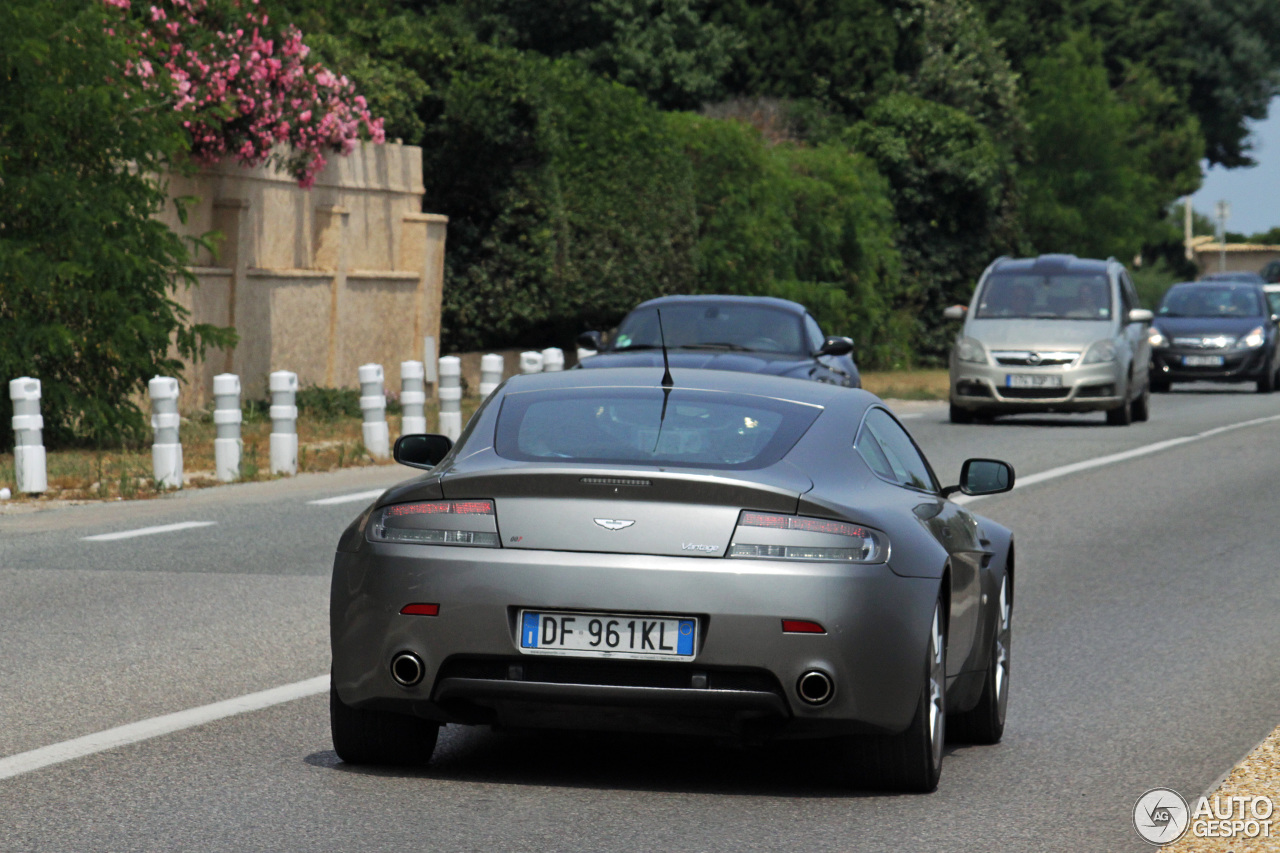 Aston Martin V8 Vantage