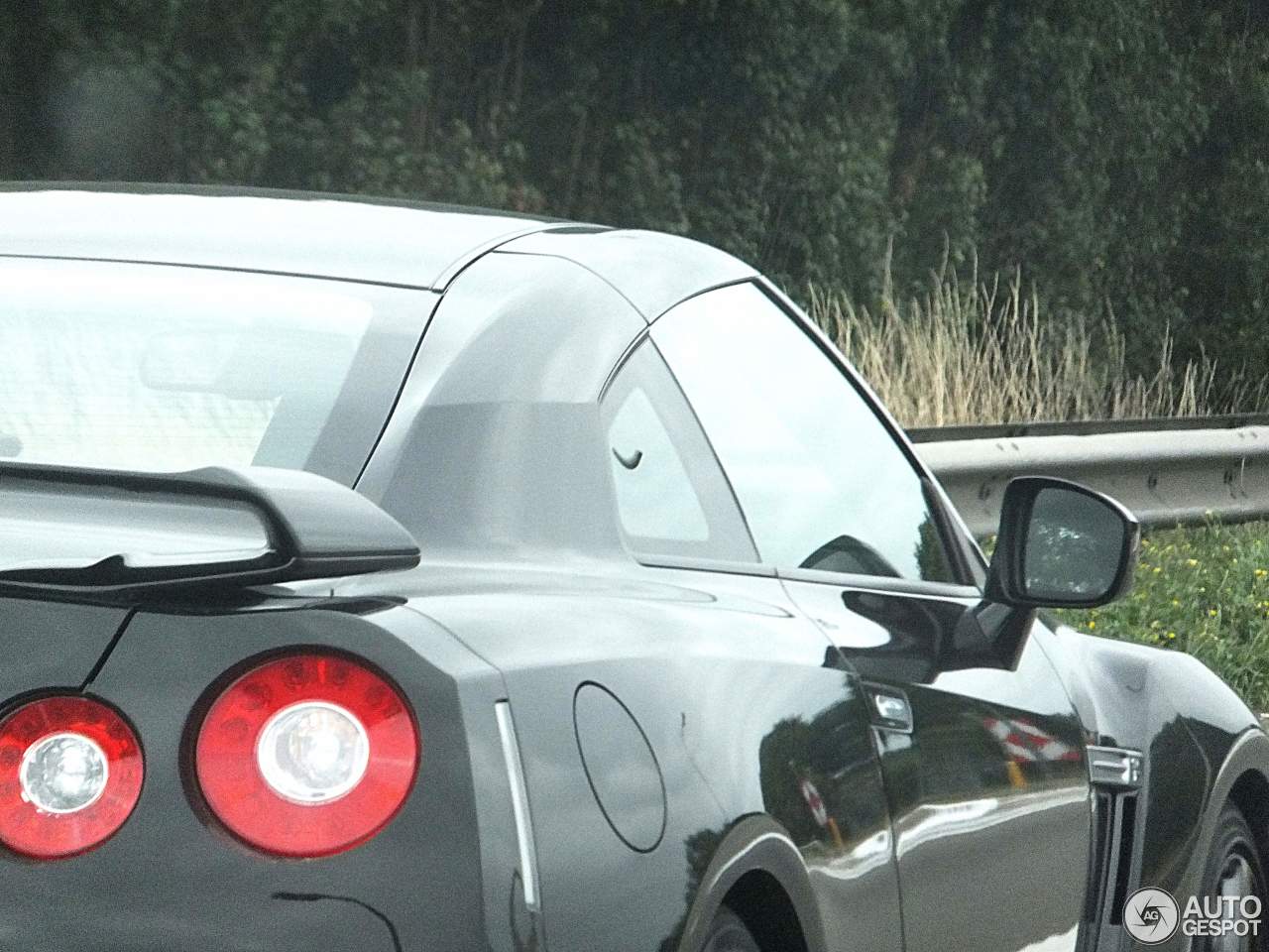 Nissan GT-R