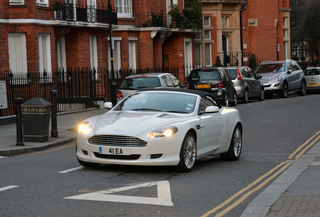 Aston Martin DB9 Volante