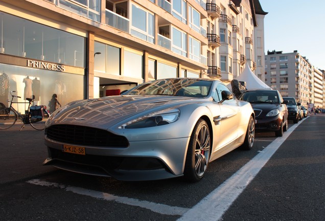 Aston Martin Vanquish 2013