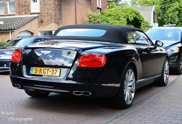 Bentley Continental GTC V8