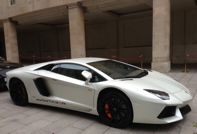 Lamborghini Aventador LP700-4