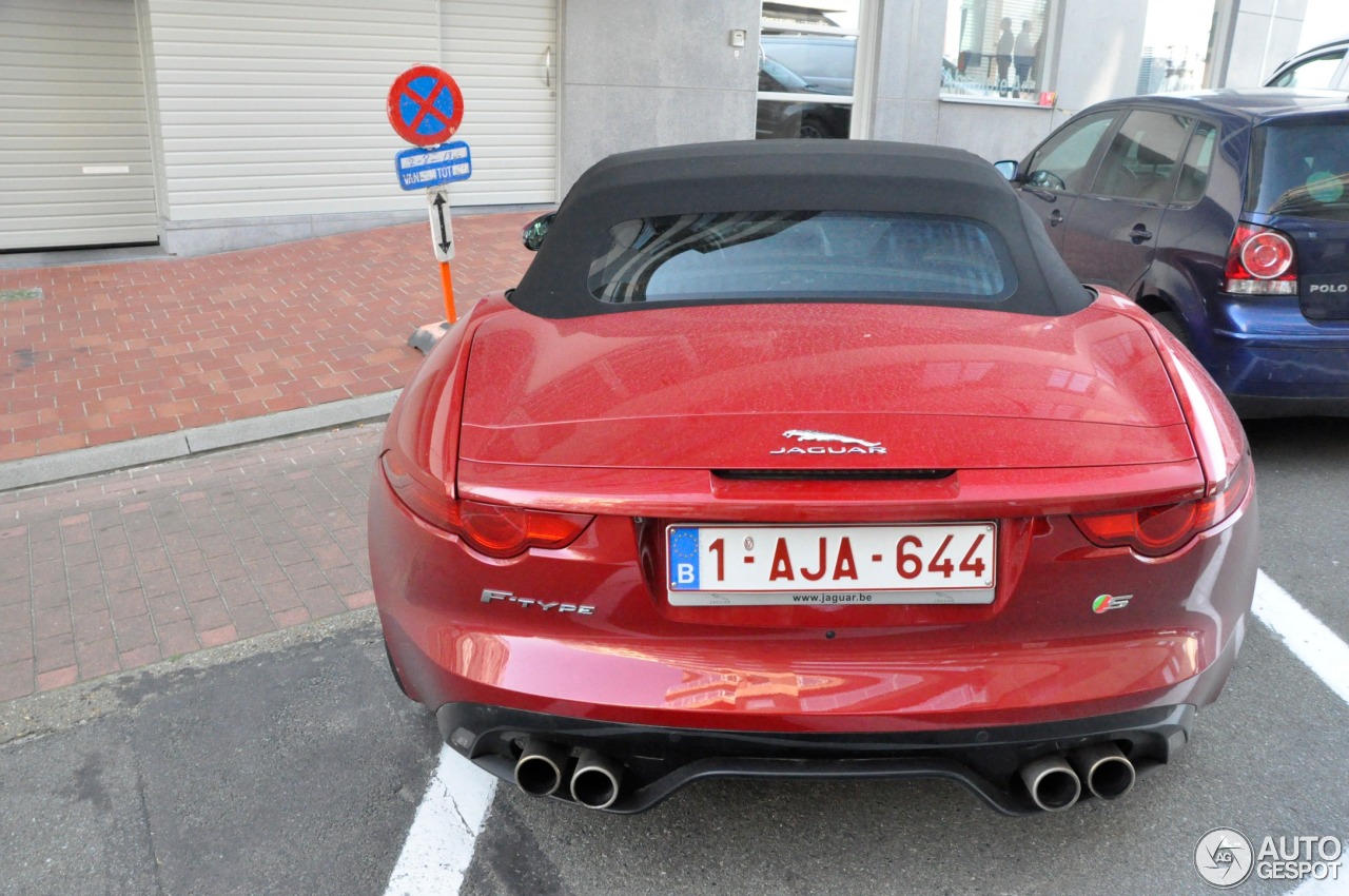 Jaguar F-TYPE S V8 Convertible