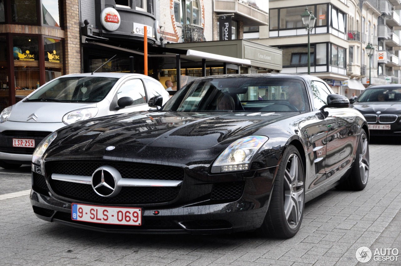 Mercedes-Benz SLS AMG