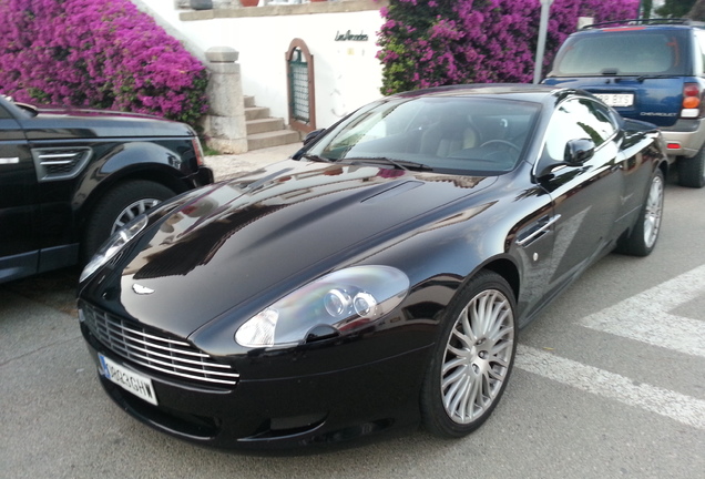 Aston Martin DB9