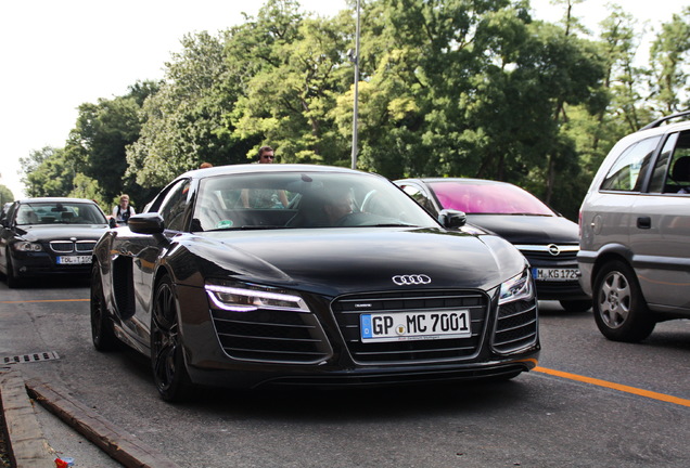 Audi R8 V10 Plus 2013