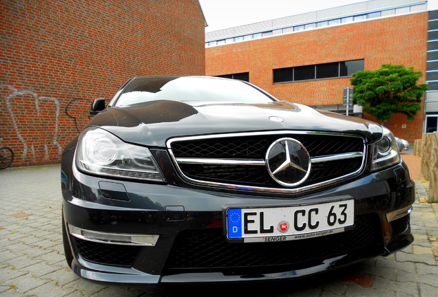 Mercedes-Benz C 63 AMG Coupé