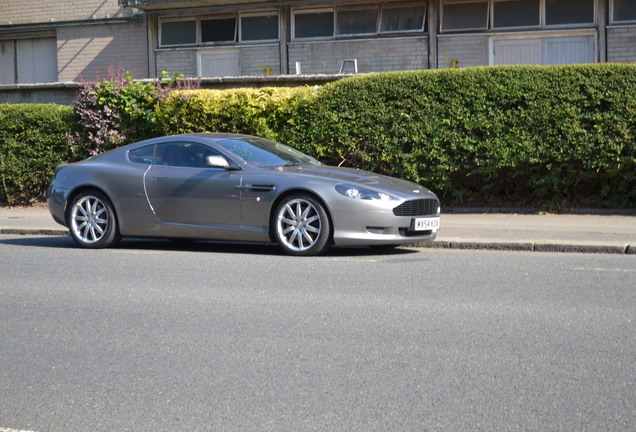 Aston Martin DB9