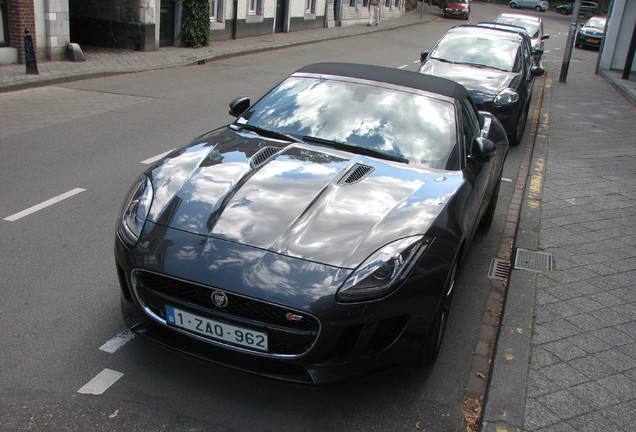 Jaguar F-TYPE S Convertible