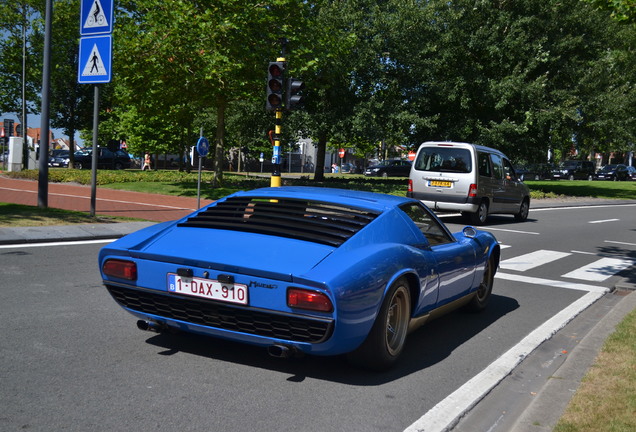 Lamborghini Miura P400