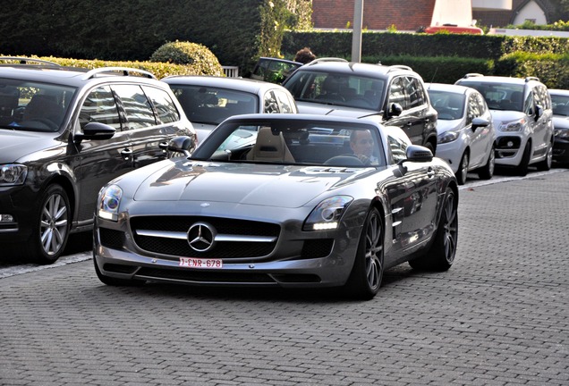 Mercedes-Benz SLS AMG Roadster