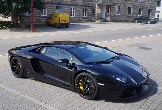 Lamborghini Aventador LP700-4