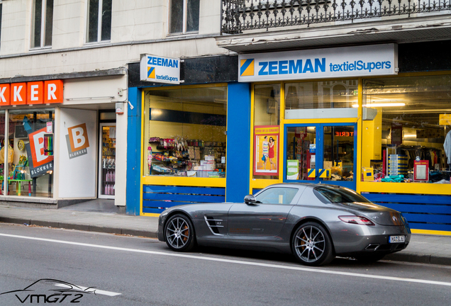 Mercedes-Benz SLS AMG