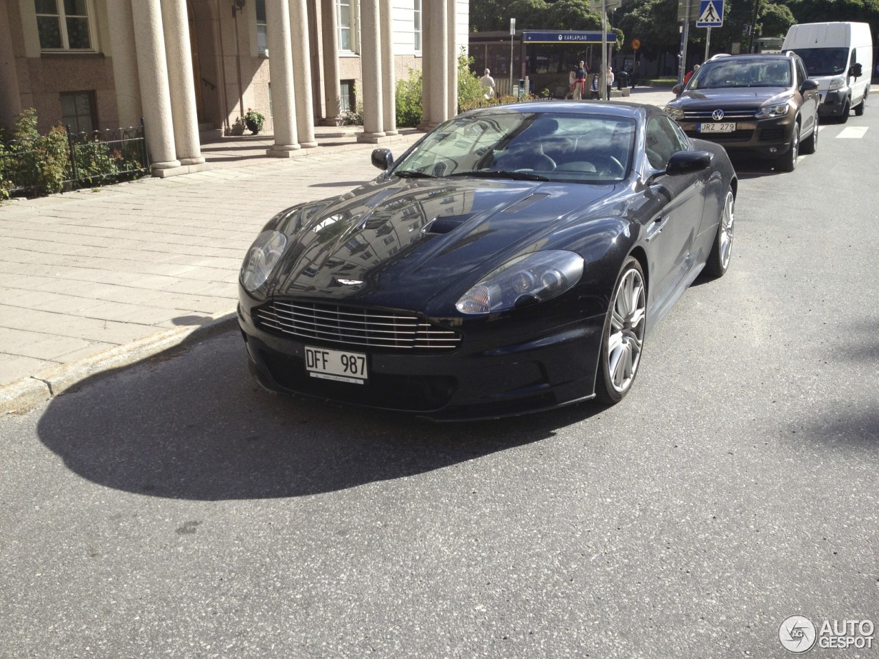 Aston Martin DBS