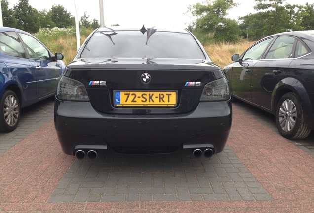 BMW M5 E60 2005