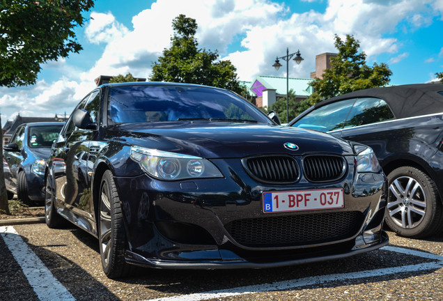 BMW M5 E60 2005