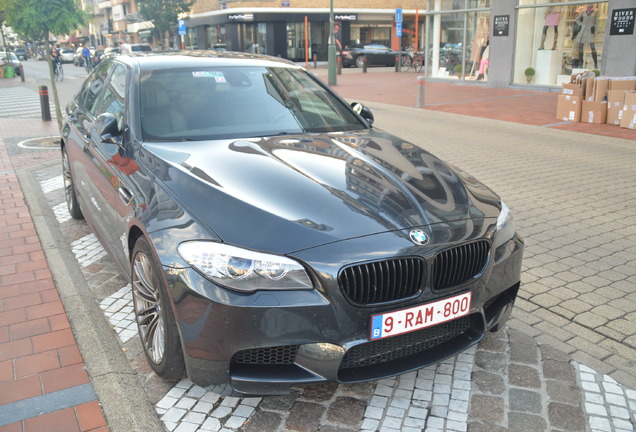 BMW M5 F10 2011