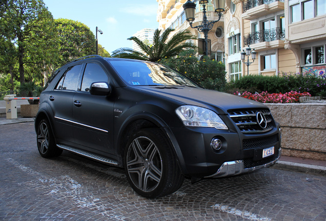 Mercedes-Benz ML 63 AMG W164 2009