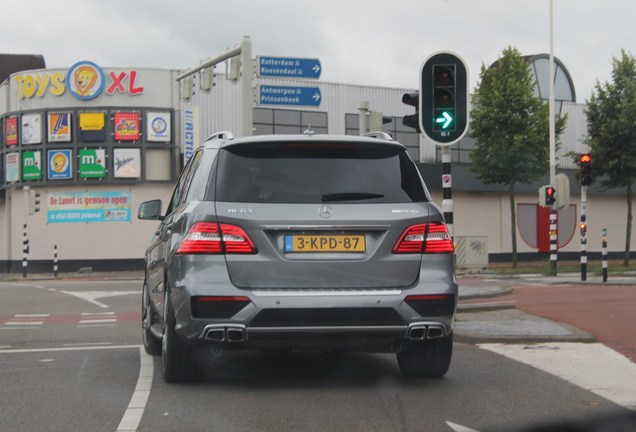 Mercedes-Benz ML 63 AMG W166