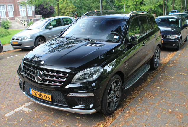 Mercedes-Benz ML 63 AMG W166