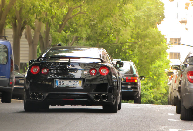 Nissan GT-R 2011