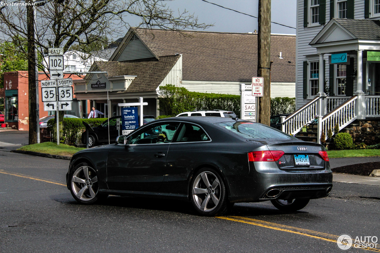 Audi RS5 B8 2012