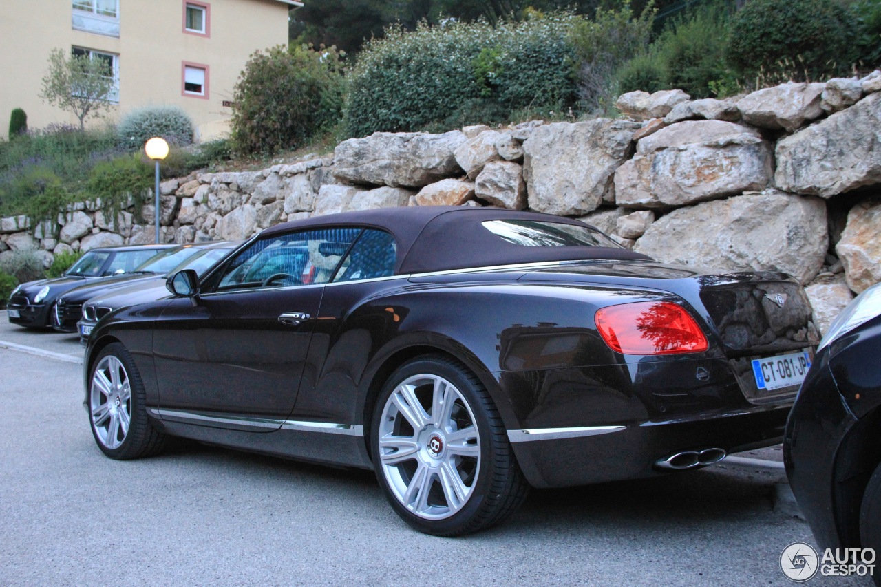 Bentley Continental GTC V8