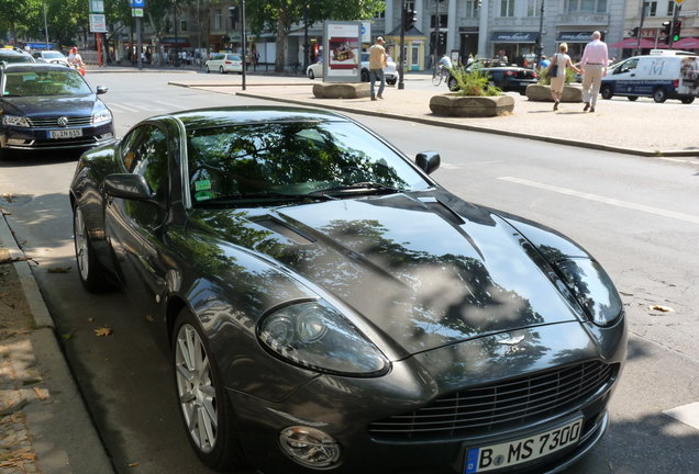 Aston Martin Vanquish S