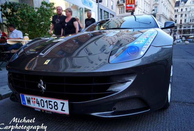 Ferrari FF