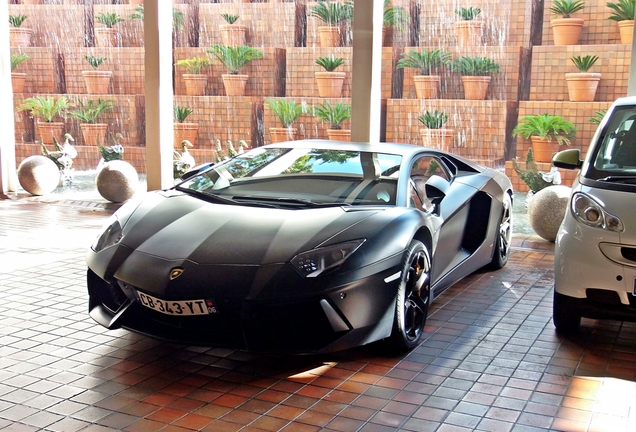 Lamborghini Aventador LP700-4