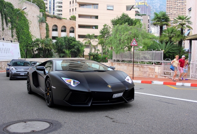 Lamborghini Aventador LP700-4