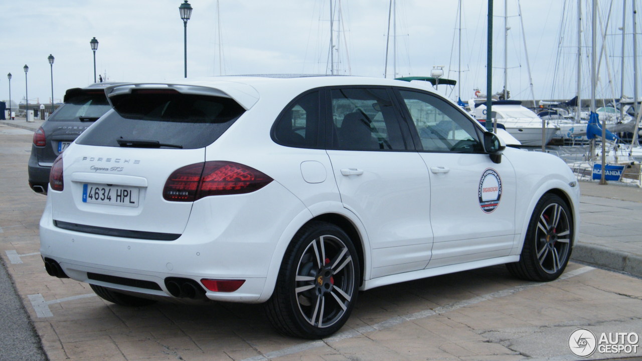 Porsche 958 Cayenne GTS