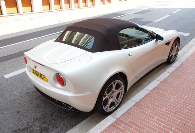 Alfa Romeo 8C Spider