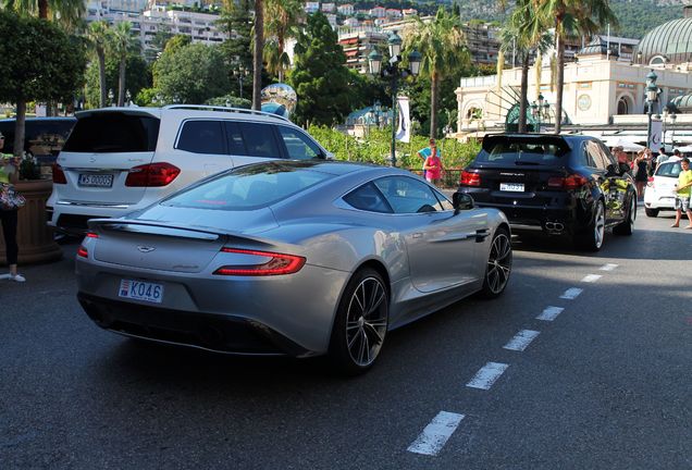 Aston Martin Vanquish 2013